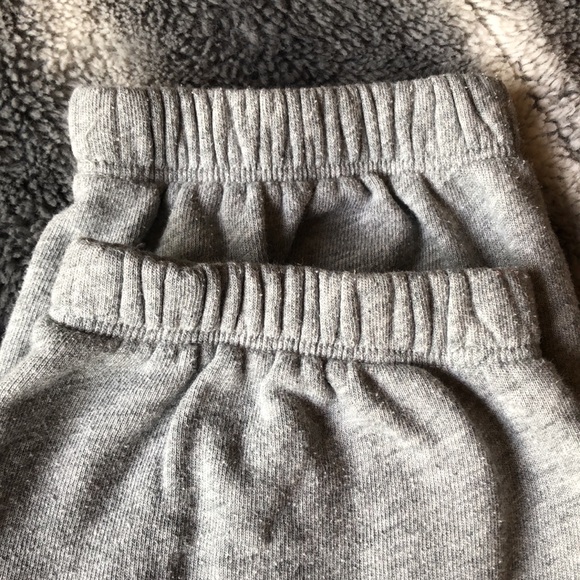 PINK Victoria’s Secret Sweatpants - Picture 4 of 6